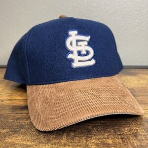 St Louis Cardinals Mitchell & Ness Pro Pinch Fit Navy Snapback Corduroy Hat
